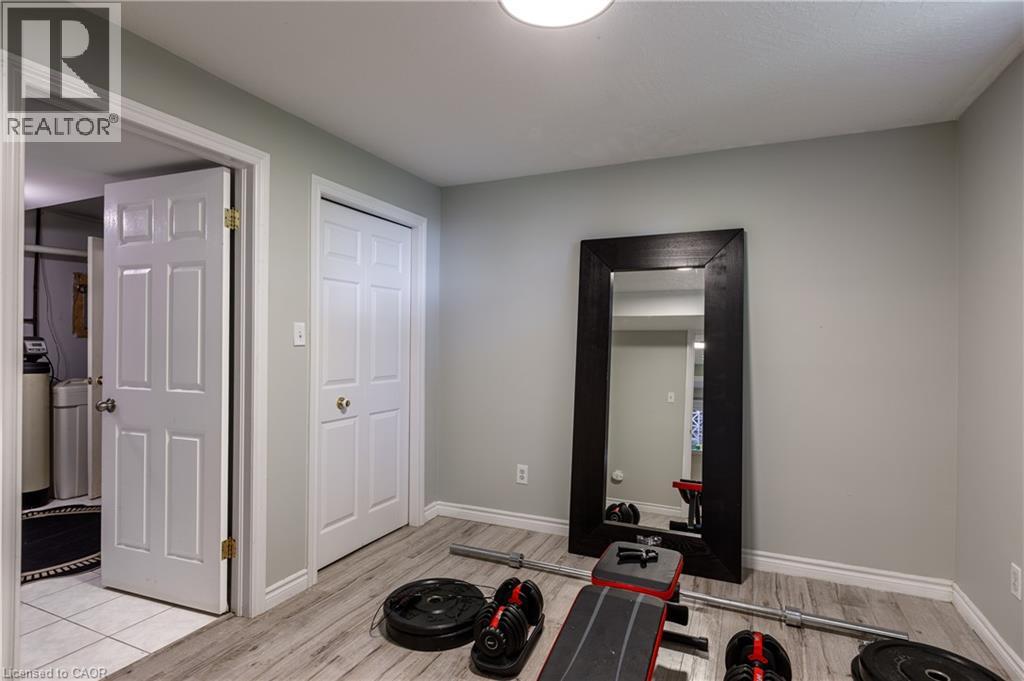 907 Doon Village Road, Kitchener, Ontario  N2P 1A1 - Photo 35 - 40863851