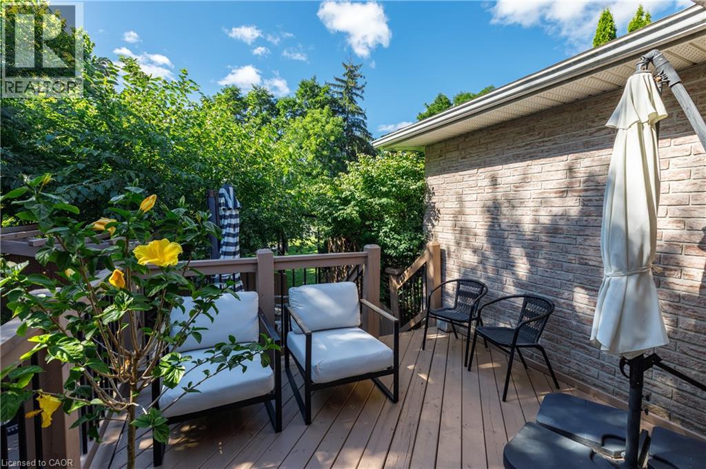 907 Doon Village Road, Kitchener, Ontario  N2P 1A1 - Photo 37 - 40863851