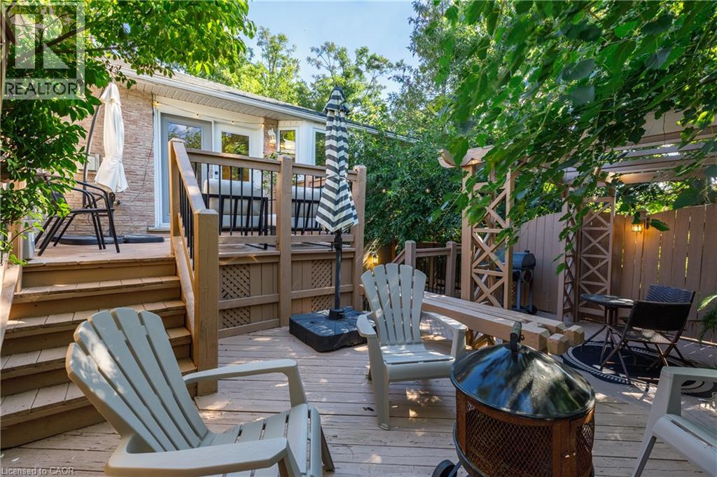 907 Doon Village Road, Kitchener, Ontario  N2P 1A1 - Photo 39 - 40863851