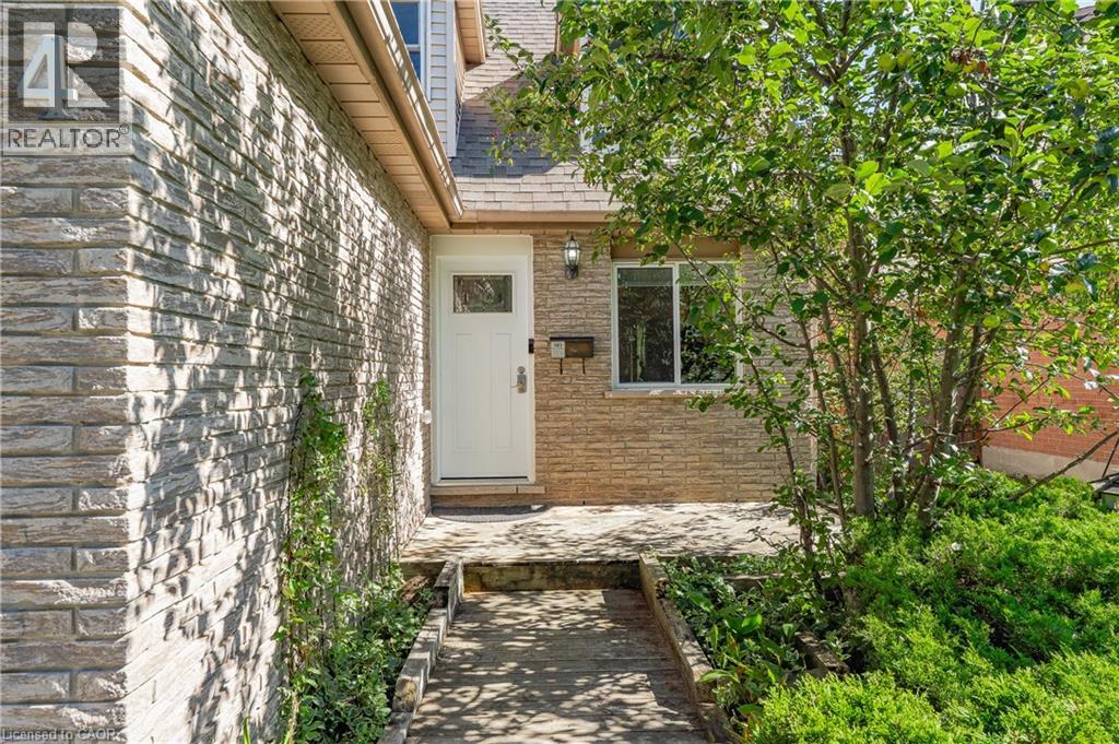 34 Camrose Court, Kitchener, Ontario  N2M 5J5 - Photo 6 - 40863018