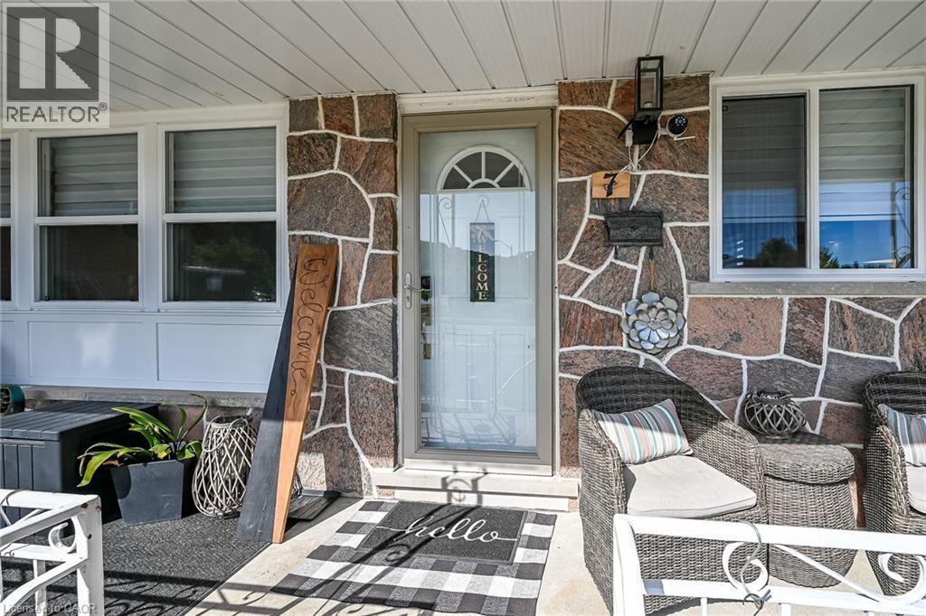 7 Glen Allen Drive, Stoney Creek, Ontario  L8G 3A3 - Photo 5 - 40862079