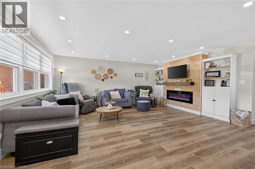7 Glen Allen Drive, Stoney Creek, Ontario  L8G 3A3 - Photo 6 - 40862079