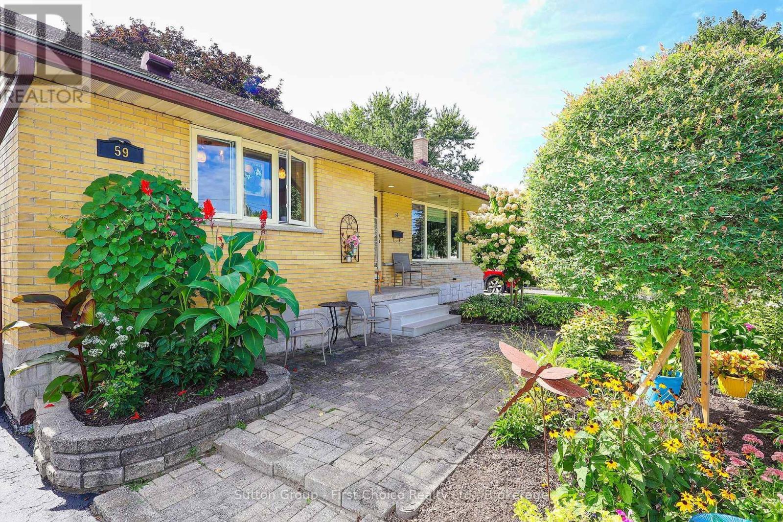 59 Easson Street, Stratford, Ontario  N5A 1N1 - Photo 3 - X13790458