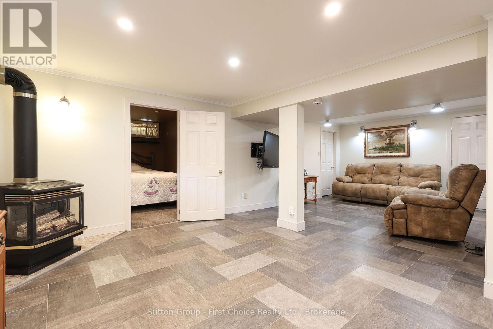 59 Easson Street, Stratford, Ontario  N5A 1N1 - Photo 34 - X13790458