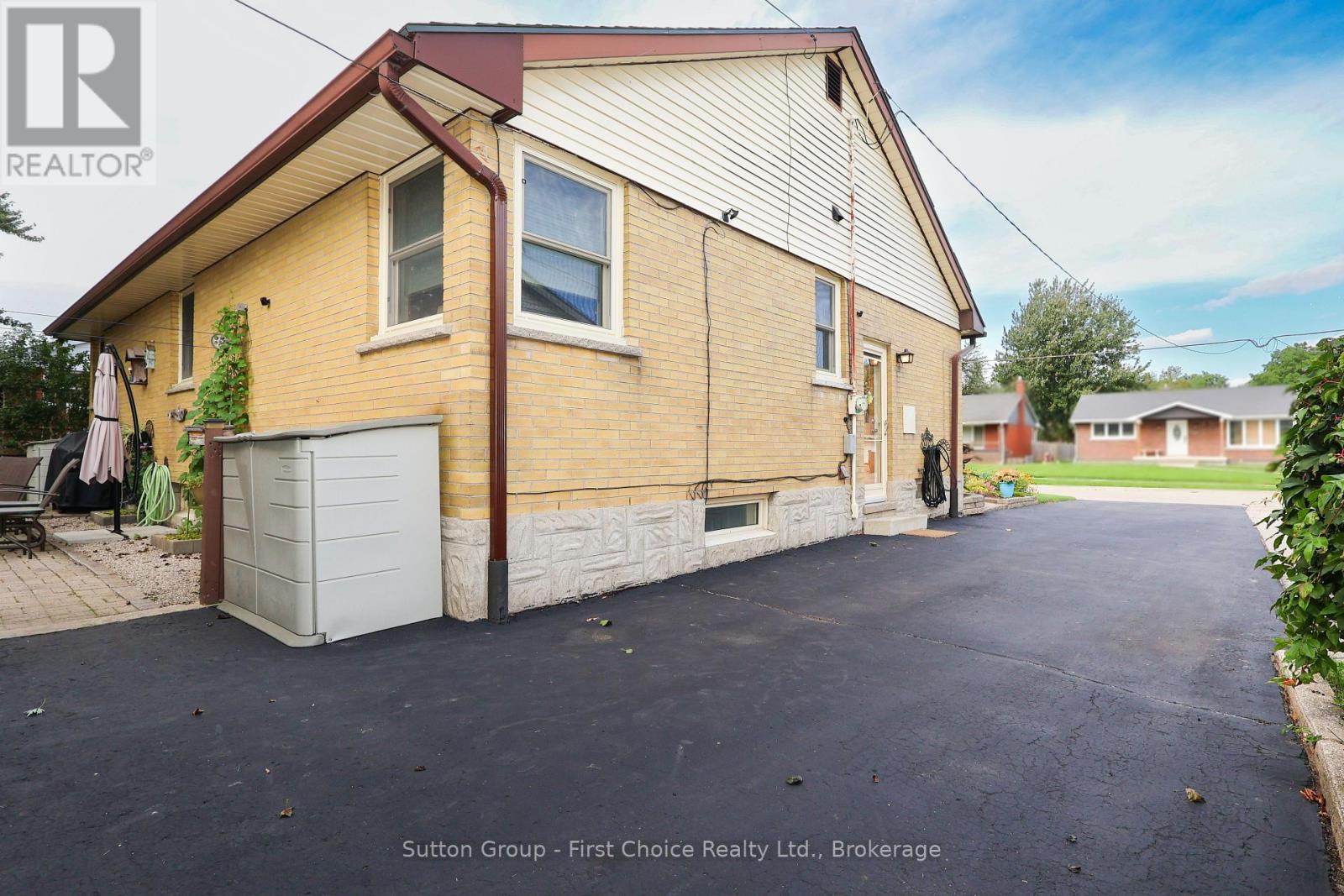 59 Easson Street, Stratford, Ontario  N5A 1N1 - Photo 39 - X13790458