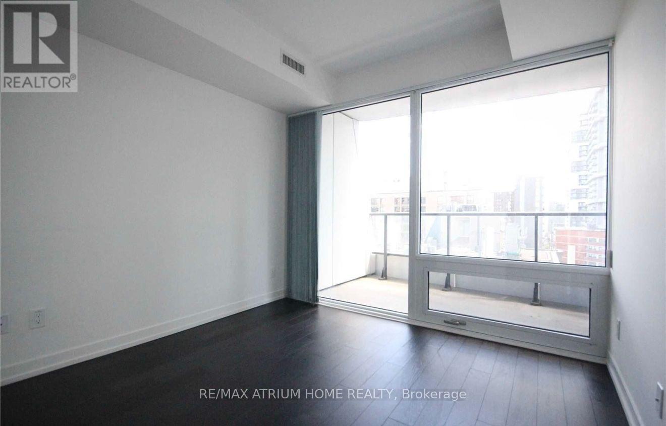 1517 - 85 Wood Street, Toronto, Ontario  M4Y 0E8 - Photo 4 - C13790426
