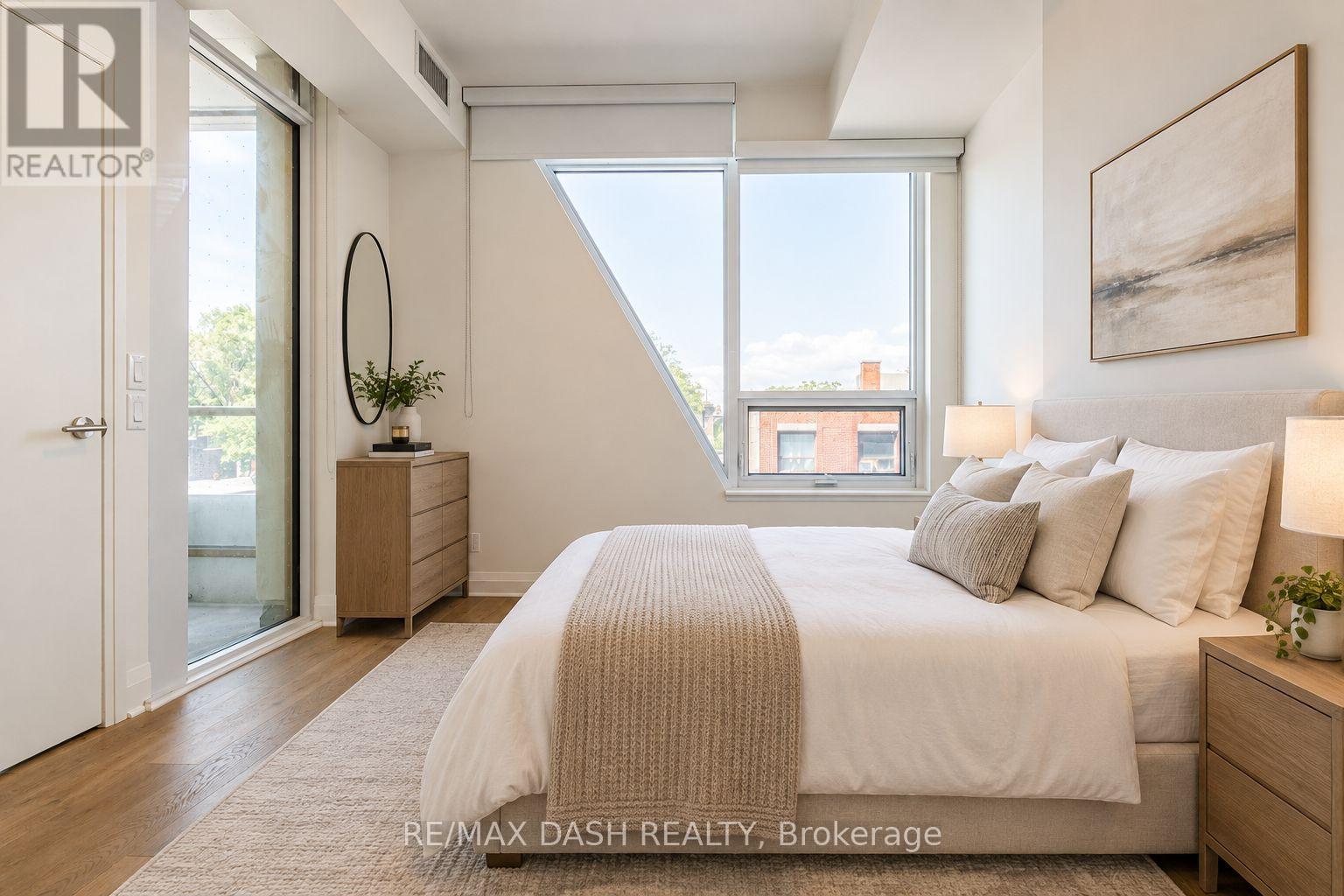 310 - 151 AVENUE ROAD, Toronto, Ontario
