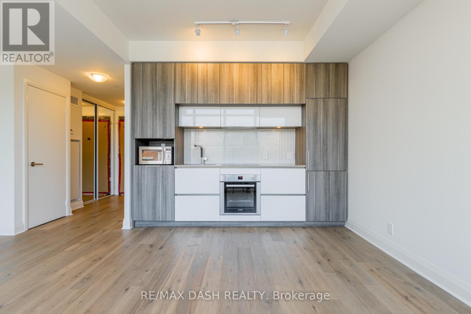 310 - 151 Avenue Road, Toronto, Ontario  M5R 2H7 - Photo 18 - C13790478
