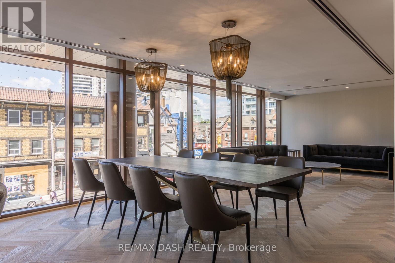 310 - 151 Avenue Road, Toronto, Ontario  M5R 2H7 - Photo 7 - C13790478