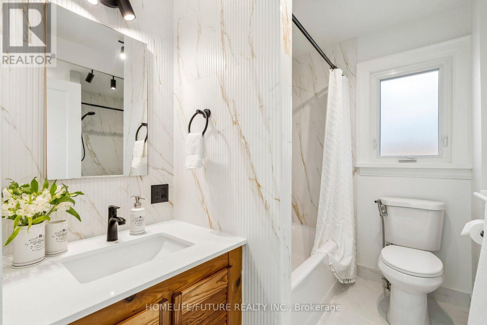 239 Broadway Avenue, Toronto, Ontario  M4P 1W1 - Photo 27 - C13790496