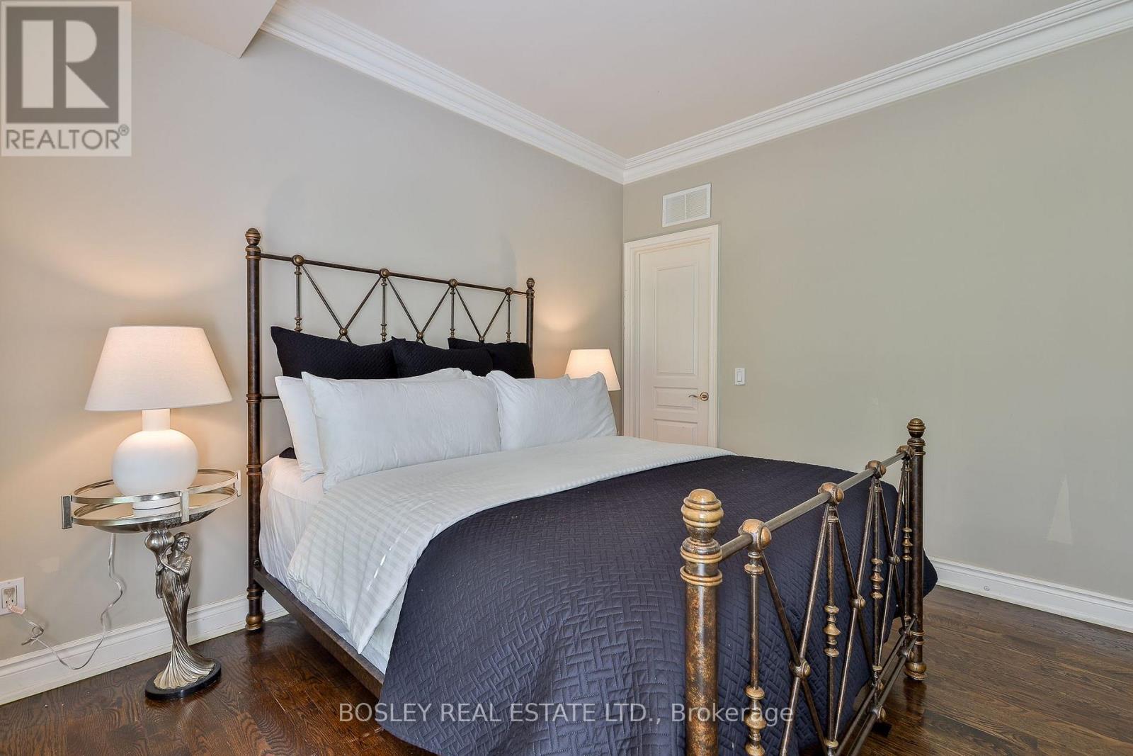 74 Aberdeen Avenue, Toronto, Ontario  M4X 1A2 - Photo 19 - C13790544