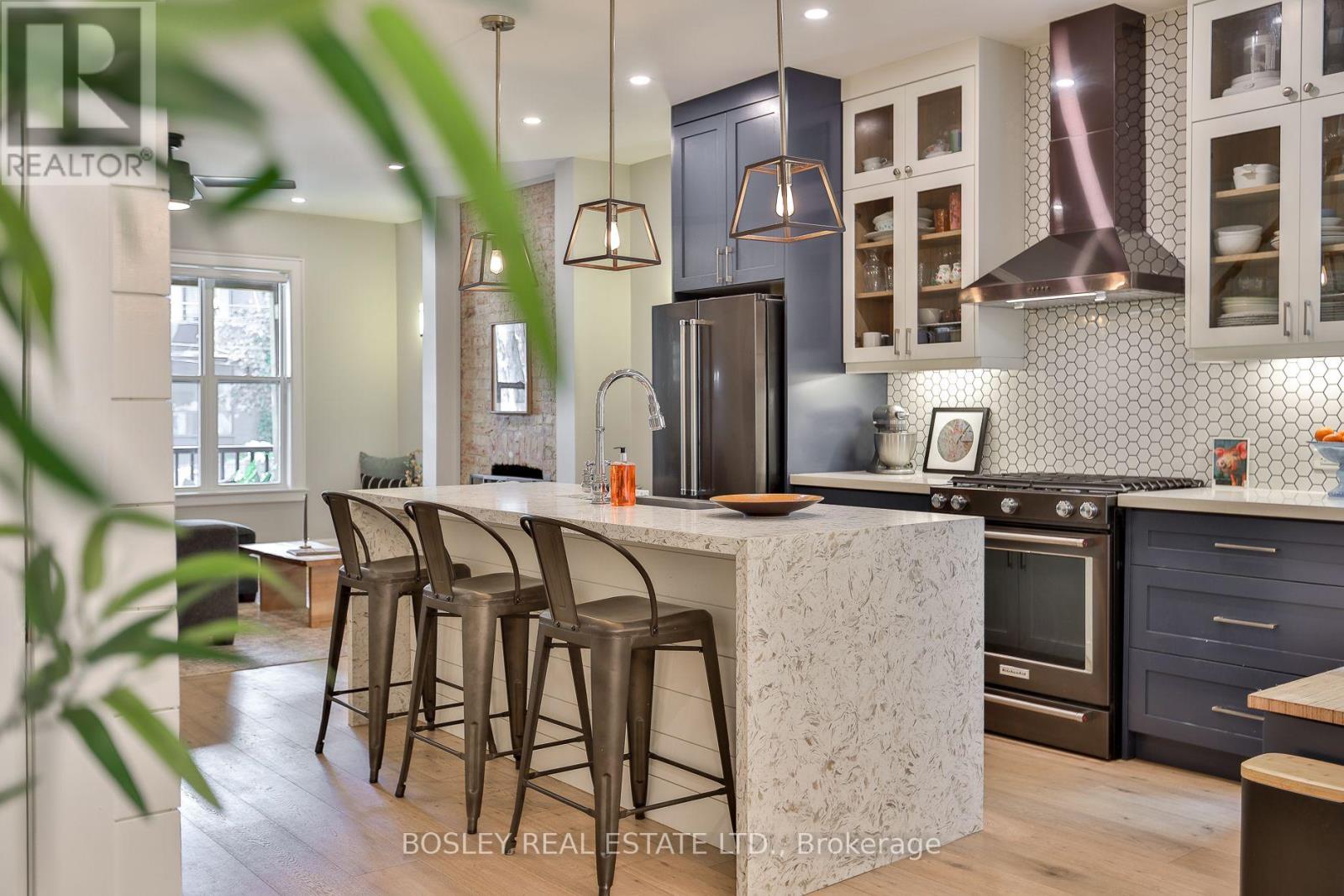 316 Brock Avenue, Toronto, Ontario  M6K 2M4 - Photo 11 - C13790562