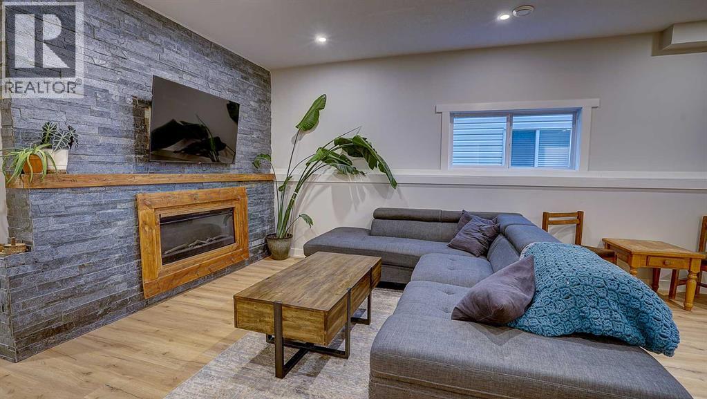 31 Vickers Close, Red Deer, Alberta  T4R 0E6 - Photo 30 - A2345002