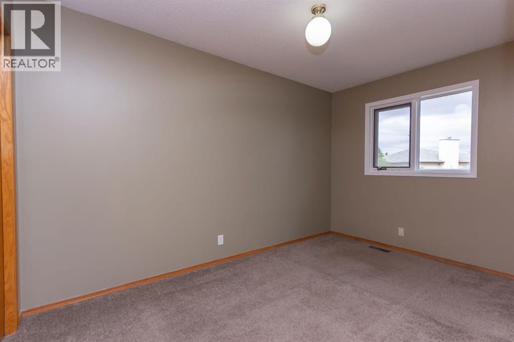 16 Davis Close, Red Deer, Alberta  T4R 2L4 - Photo 19 - A2345443