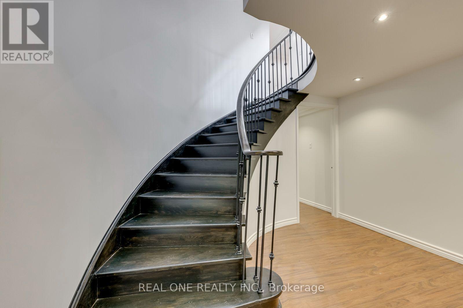 2041 Madden Boulevard, Oakville, Ontario  L6H 3N9 - Photo 41 - W13790192