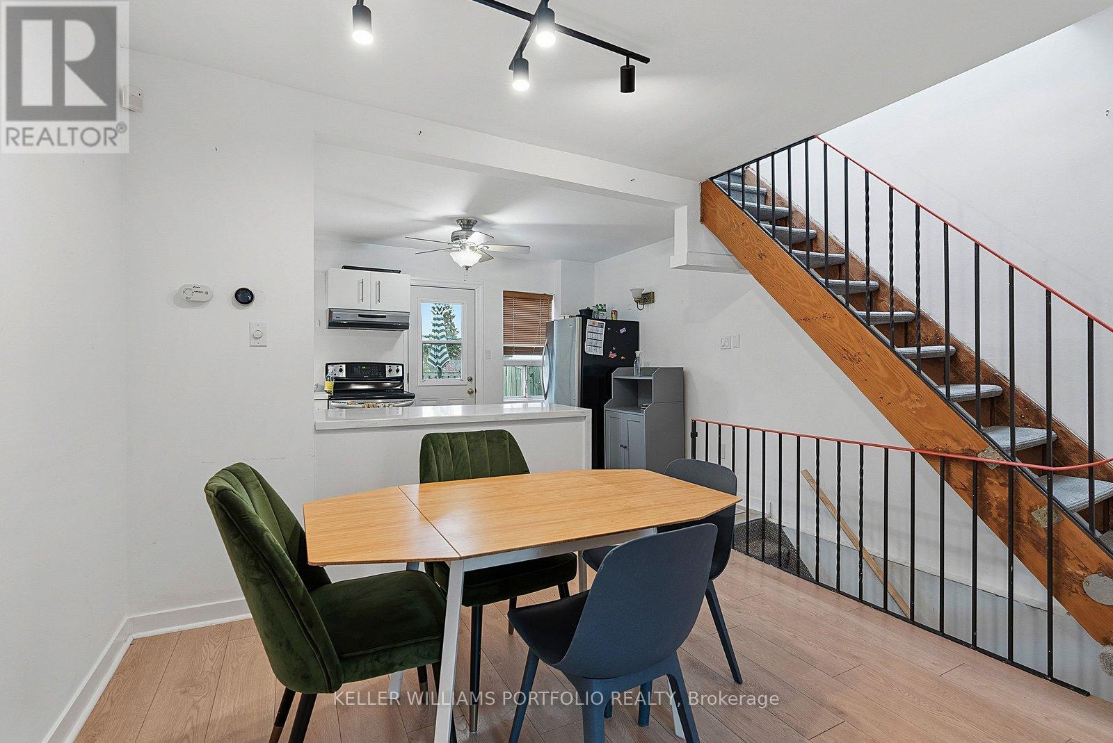 15 Myrtle Avenue, Toronto (South Riverdale), Ontario  M4M 2A3 - Photo 12 - E13790526