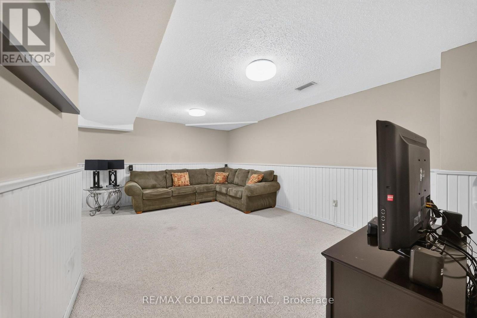 6 Rowe Court, Brampton, Ontario  L6X 2S2 - Photo 40 - W13785984