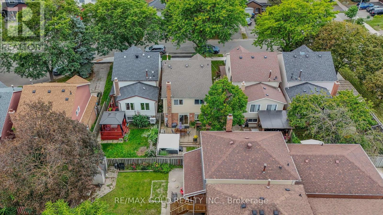 6 Rowe Court, Brampton, Ontario  L6X 2S2 - Photo 50 - W13785984