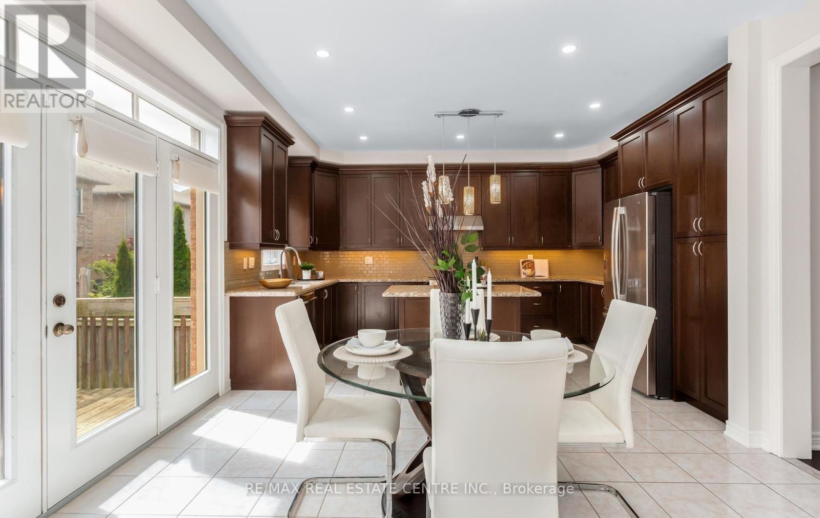 4640 Erwin Road, Burlington, Ontario  L7M 0L6 - Photo 14 - W13790436