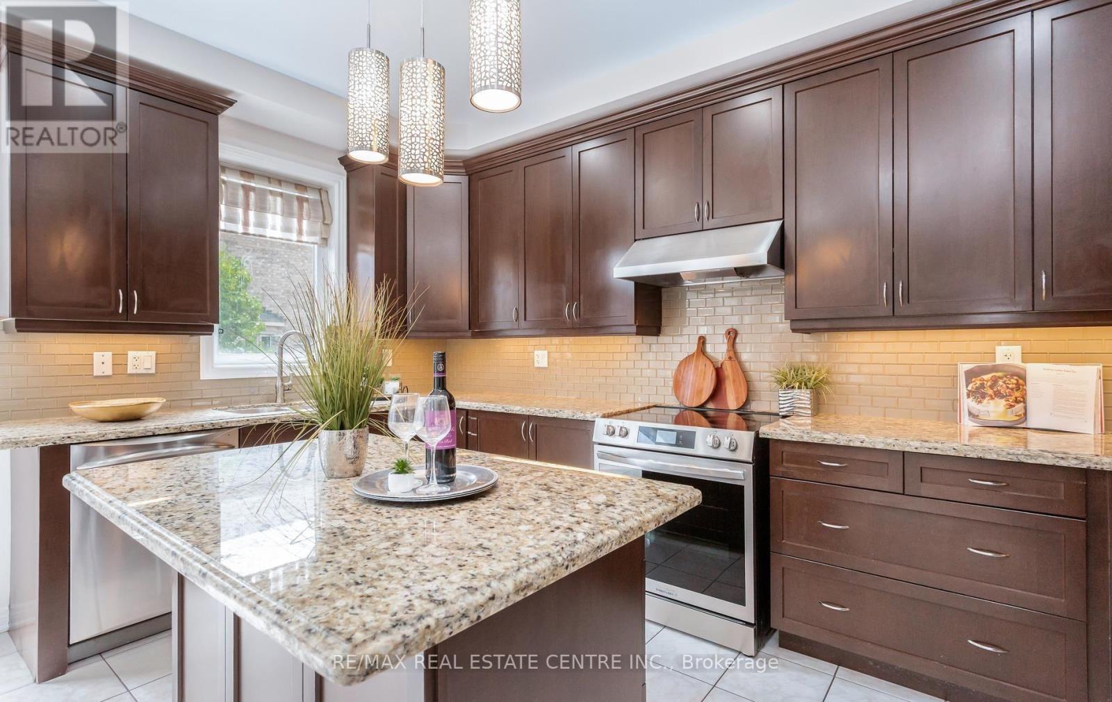 4640 Erwin Road, Burlington, Ontario  L7M 0L6 - Photo 16 - W13790436