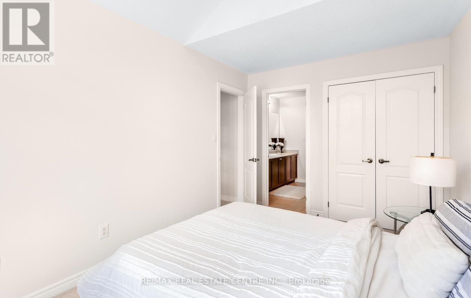 4640 Erwin Road, Burlington, Ontario  L7M 0L6 - Photo 36 - W13790436