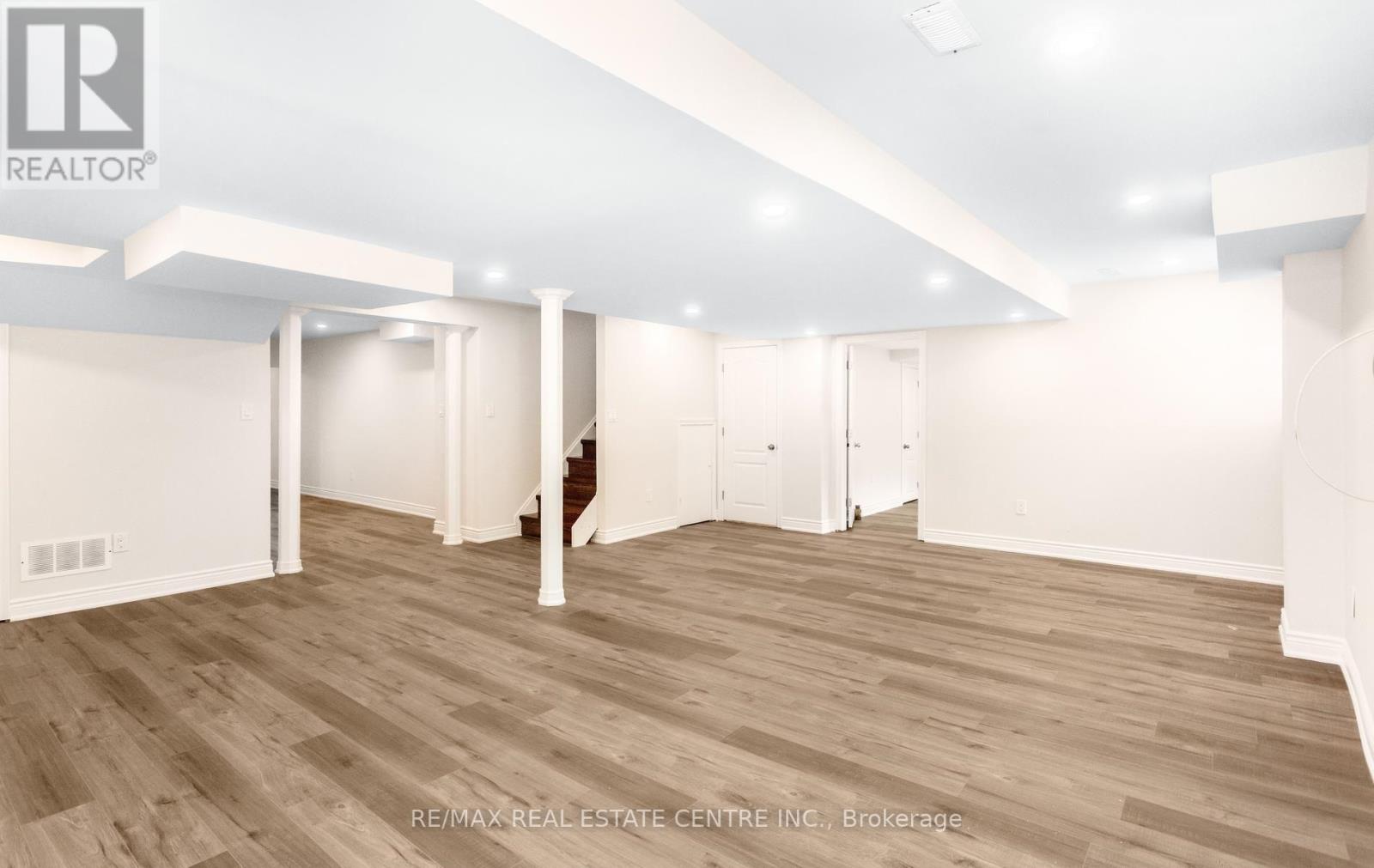 4640 Erwin Road, Burlington, Ontario  L7M 0L6 - Photo 42 - W13790436