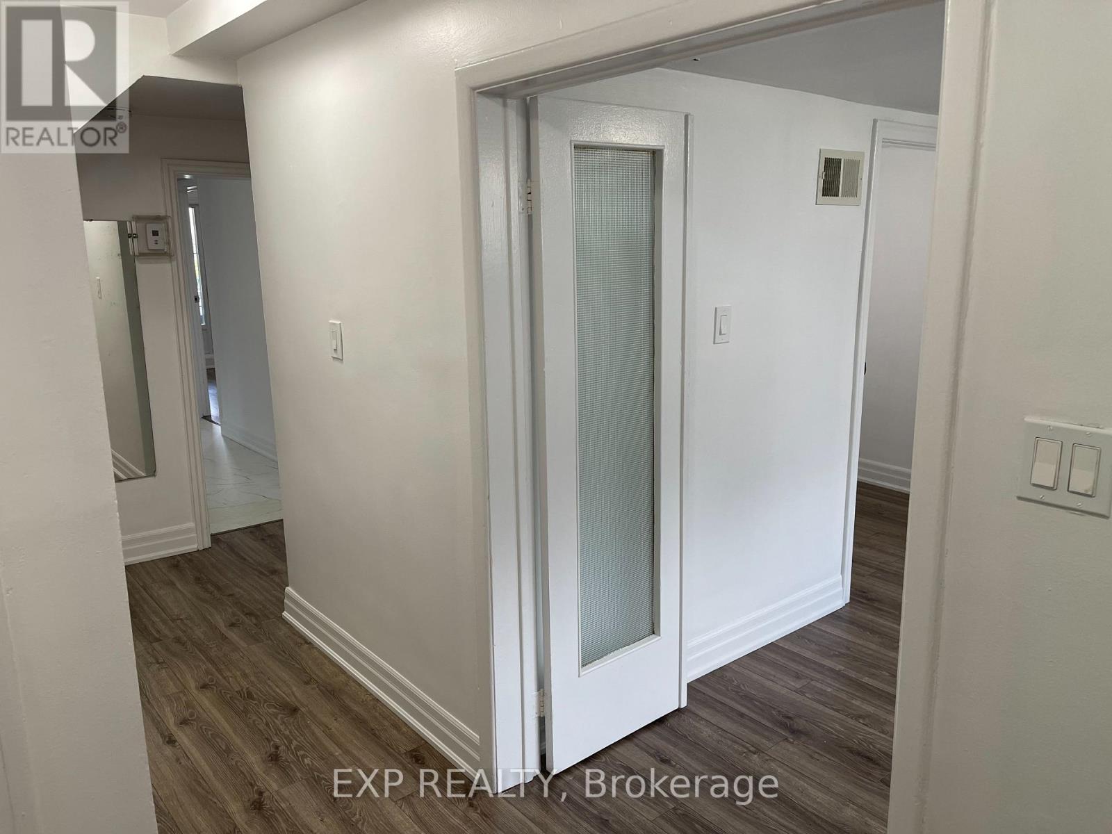 41 Bloem Avenue, Toronto (Caledonia-Fairbank), Ontario  M6E 1S2 - Photo 15 - W13790508