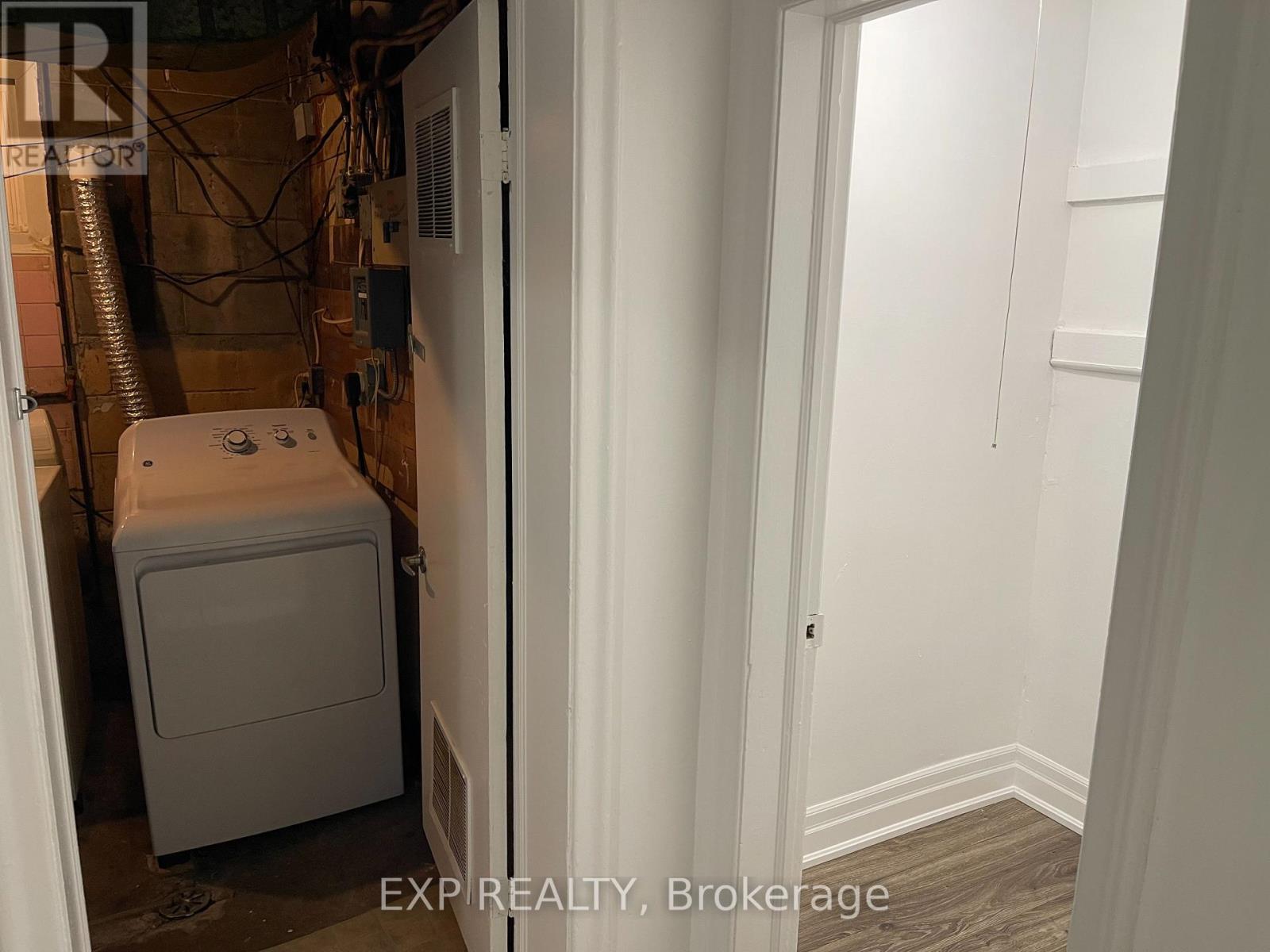 41 Bloem Avenue, Toronto (Caledonia-Fairbank), Ontario  M6E 1S2 - Photo 16 - W13790508