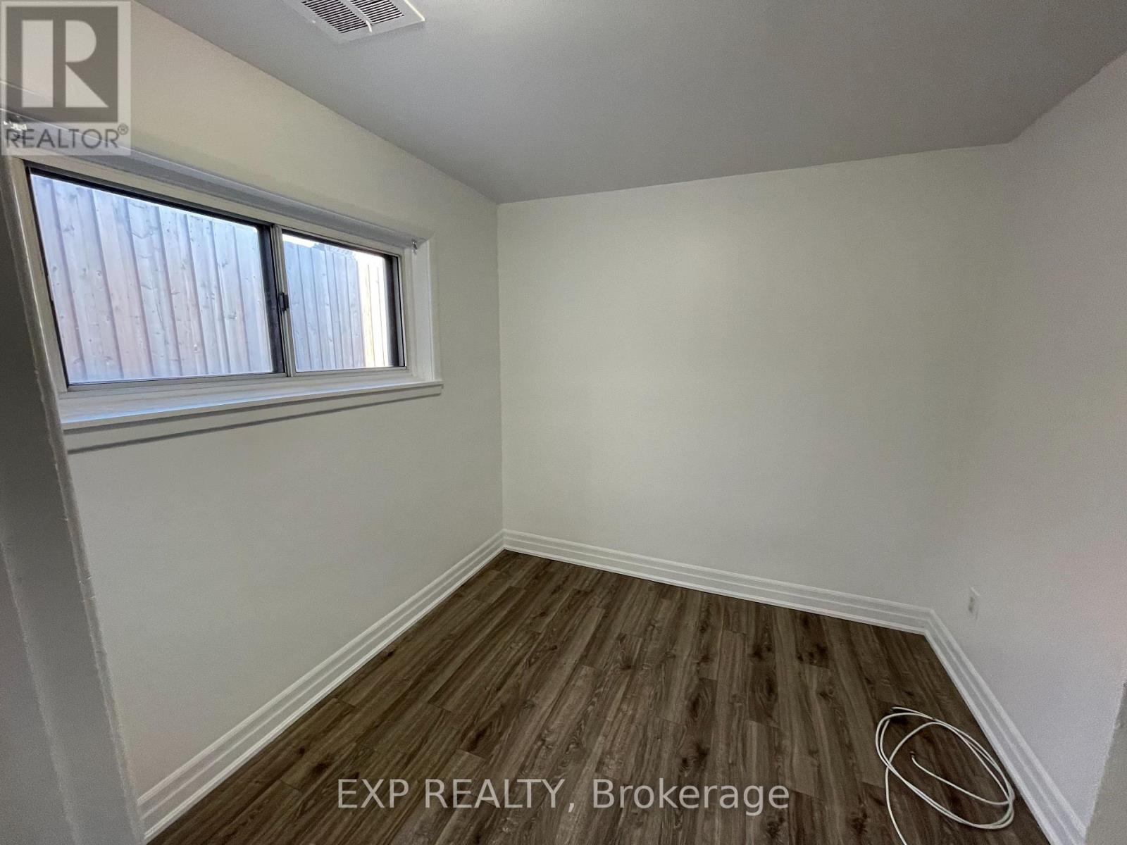 41 Bloem Avenue, Toronto (Caledonia-Fairbank), Ontario  M6E 1S2 - Photo 22 - W13790508