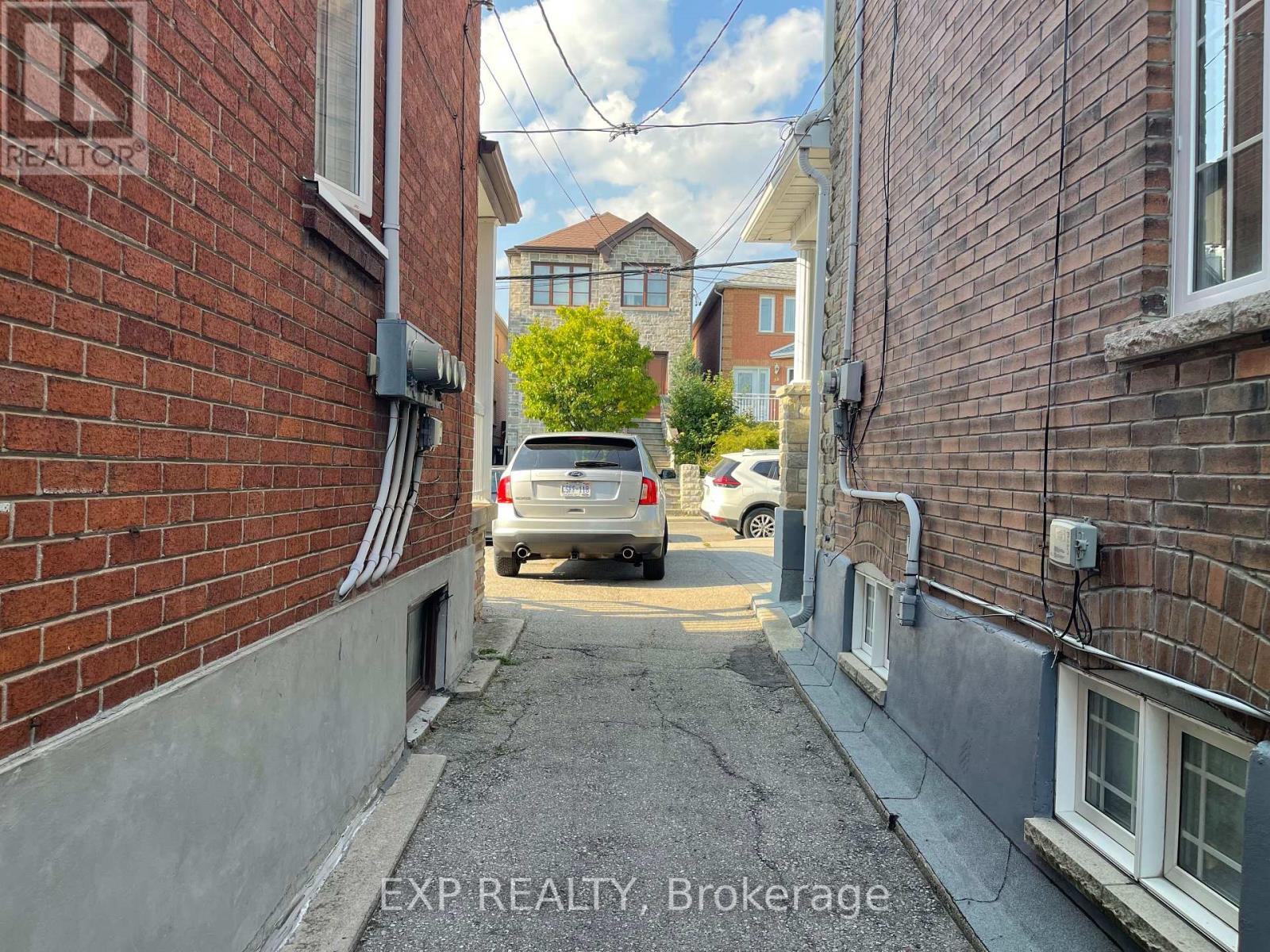 41 Bloem Avenue, Toronto (Caledonia-Fairbank), Ontario  M6E 1S2 - Photo 29 - W13790508