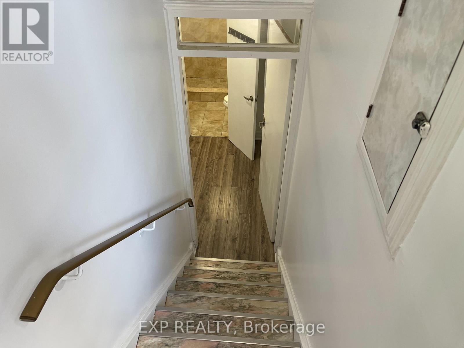41 Bloem Avenue, Toronto (Caledonia-Fairbank), Ontario  M6E 1S2 - Photo 9 - W13790508