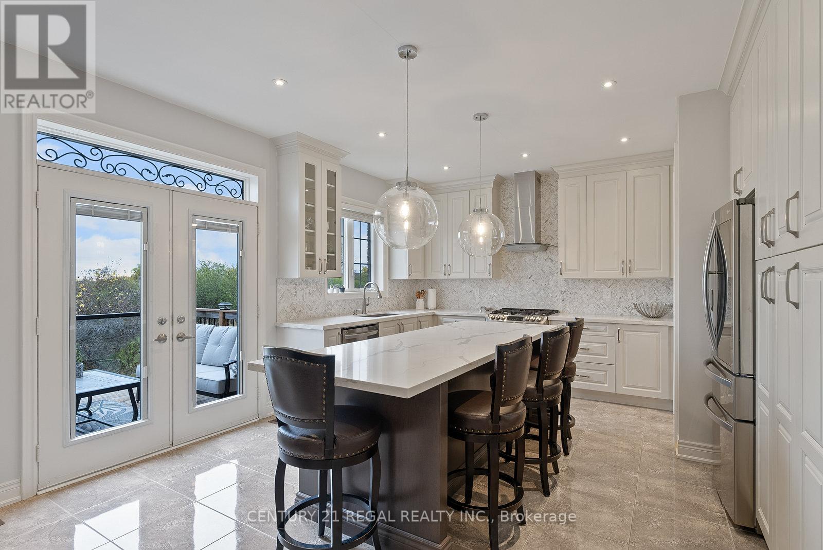 43 Valleyscape Trail, Caledon, Ontario  L7C 3Z2 - Photo 10 - W13790540