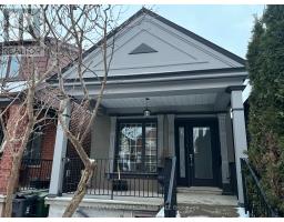 252 EARLSCOURT AVENUE, Toronto, Ontario