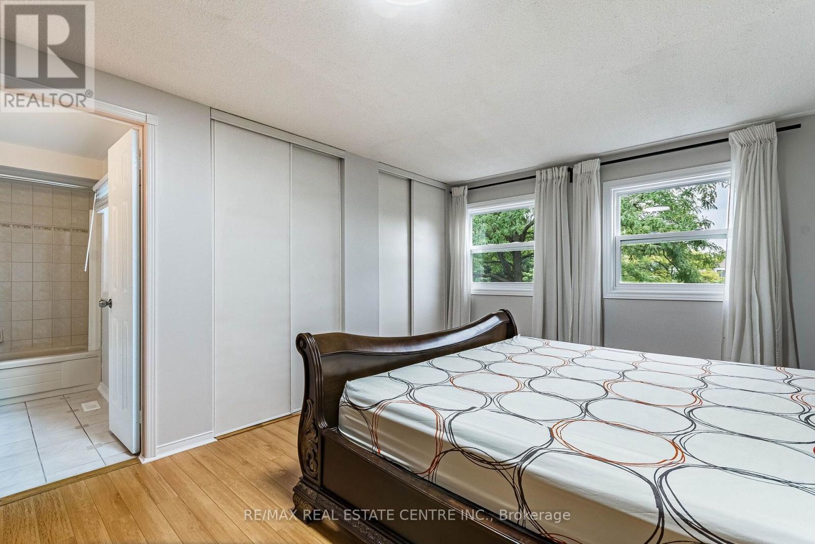 20 Dupont Court, Brampton, Ontario  L6Y 3R5 - Photo 24 - W13790652