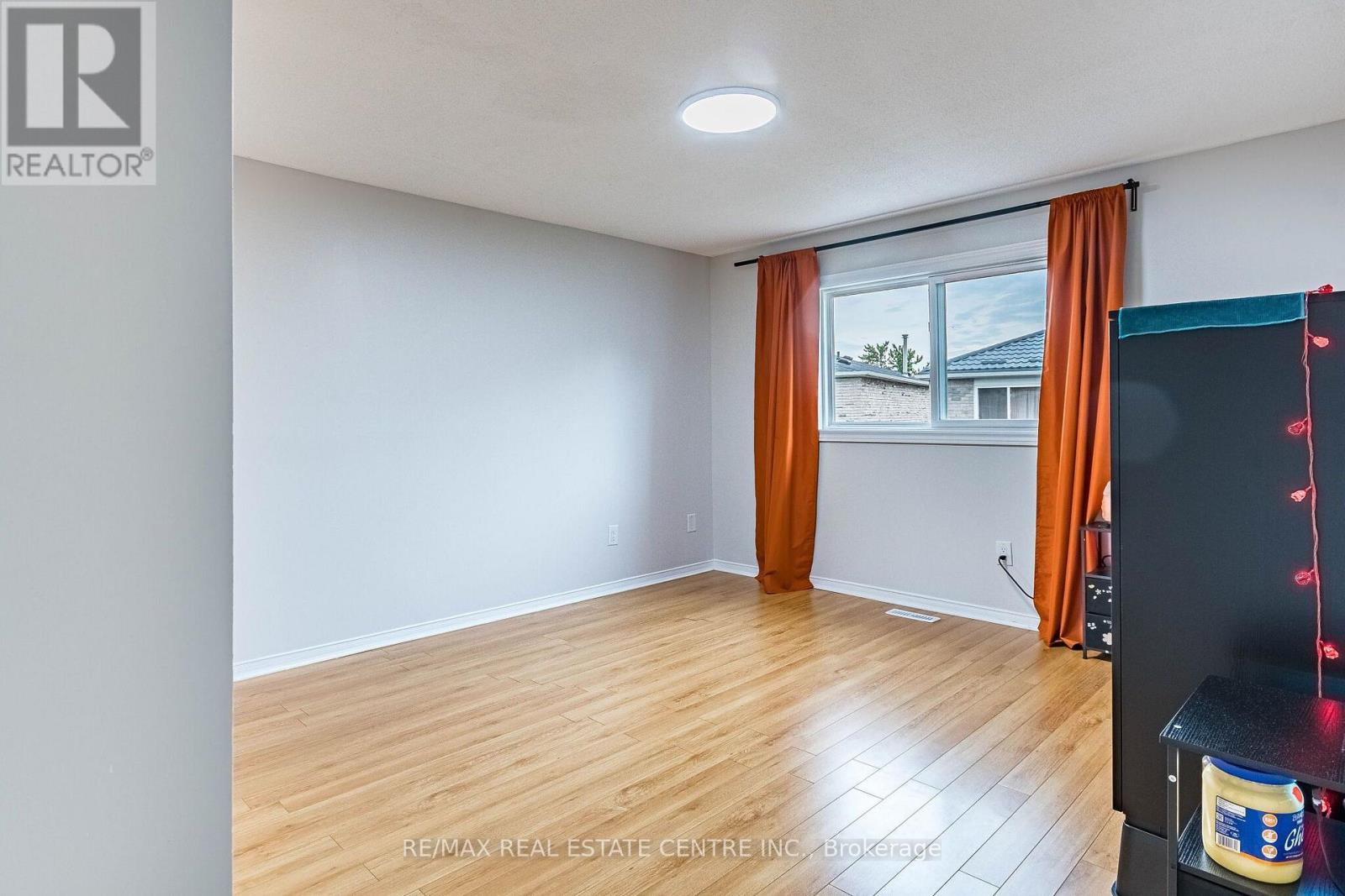 20 Dupont Court, Brampton, Ontario  L6Y 3R5 - Photo 28 - W13790652