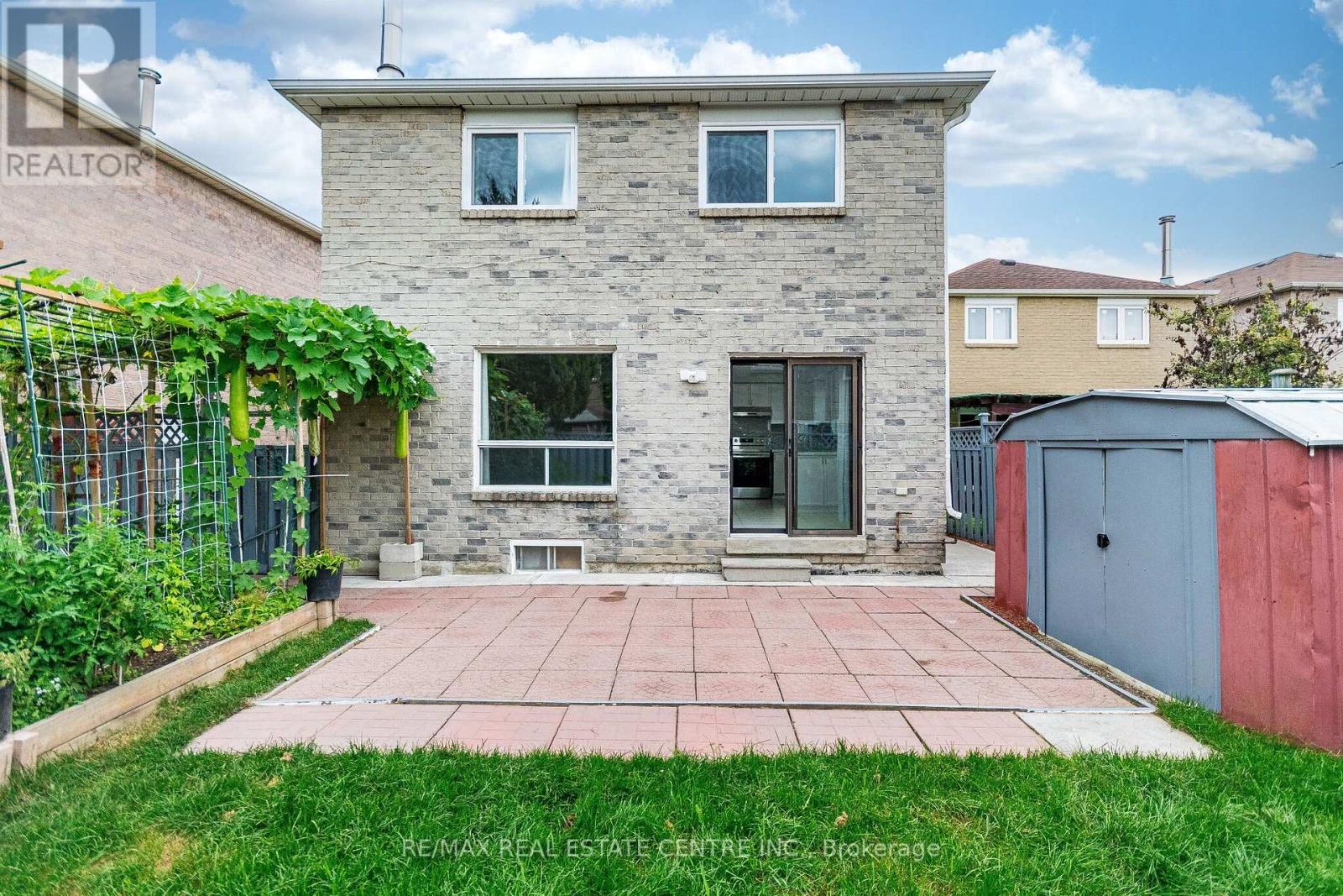 20 Dupont Court, Brampton, Ontario  L6Y 3R5 - Photo 49 - W13790652