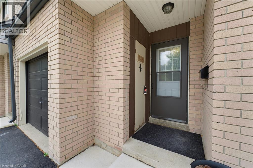 138 Blackhorne Drive Unit# 4, Kitchener, Ontario  N2E 1Z3 - Photo 5 - 40863591