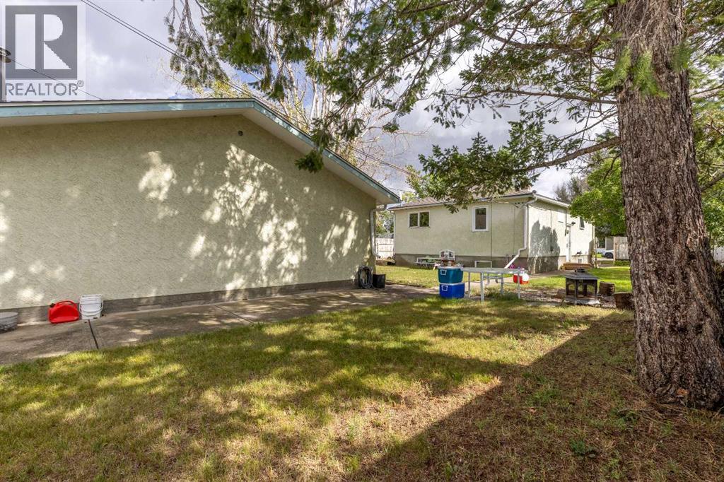 1102 20 Street S, Lethbridge, Alberta  T1K 2E2 - Photo 37 - A2343928