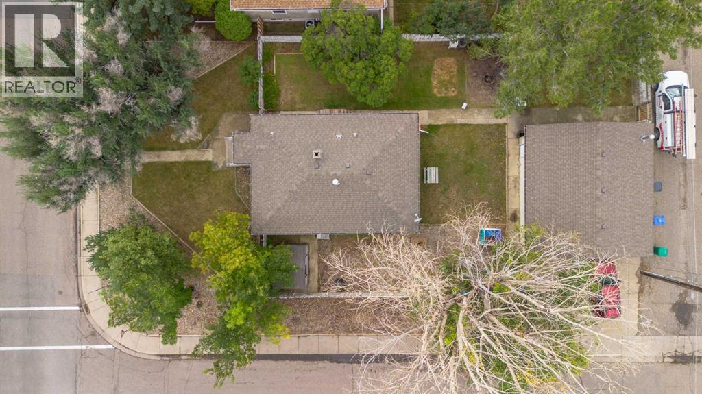 1102 20 Street S, Lethbridge, Alberta  T1K 2E2 - Photo 50 - A2343928