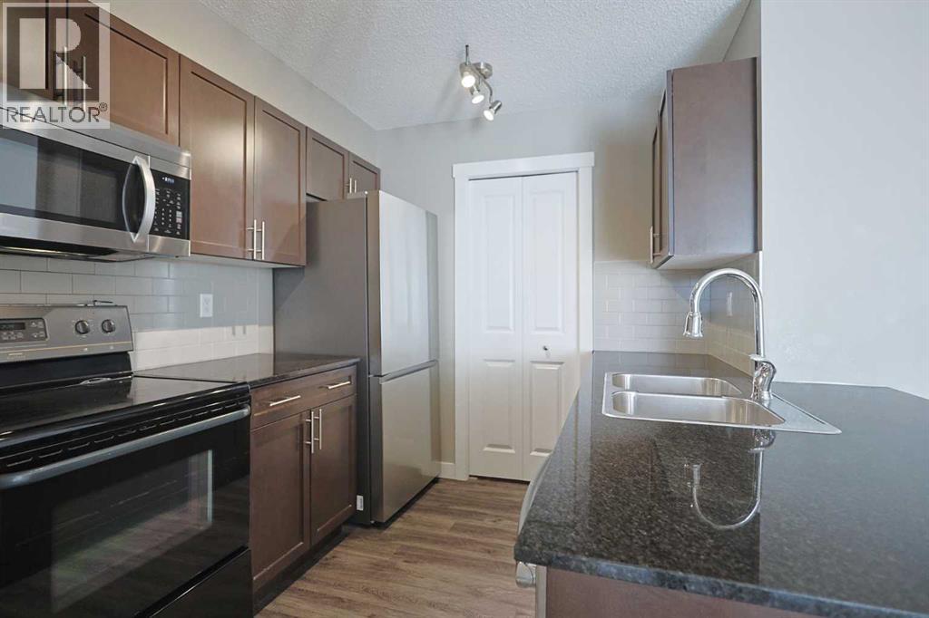 305, 10 Kincora Glen Park Nw, Calgary, Alberta  T3R 1K1 - Photo 7 - A2343742