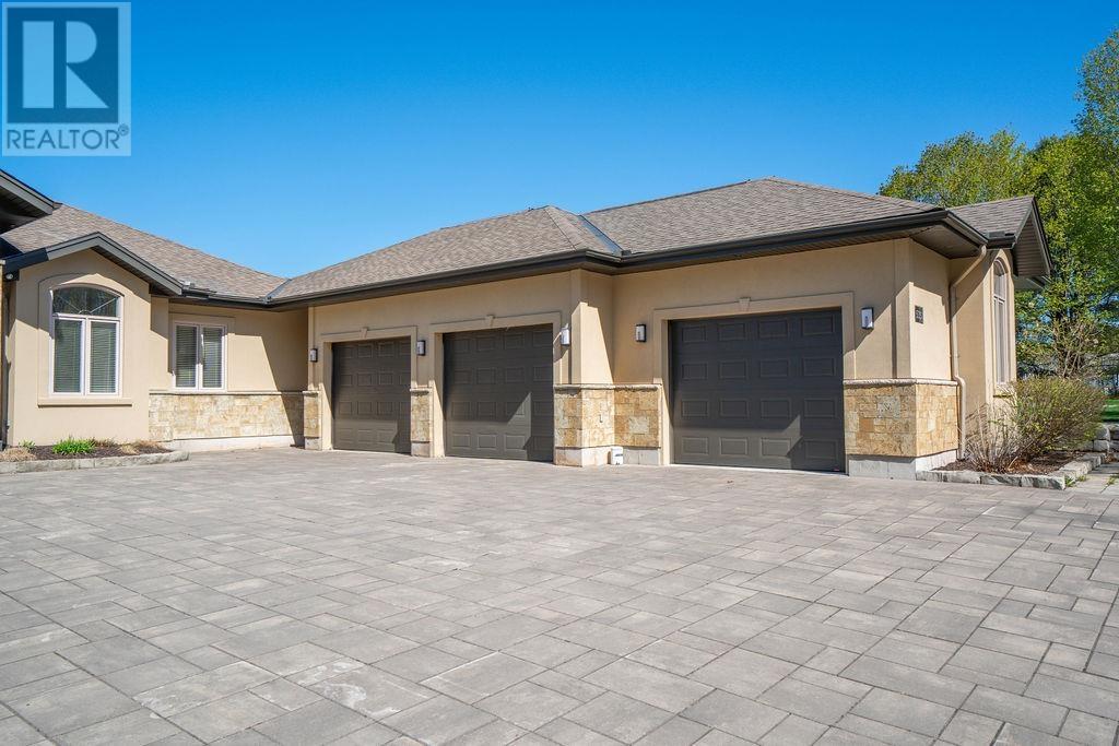 535 Brule Rd, Sault Ste. Marie, Ontario  P6A 0B5 - Photo 3 - SM262562
