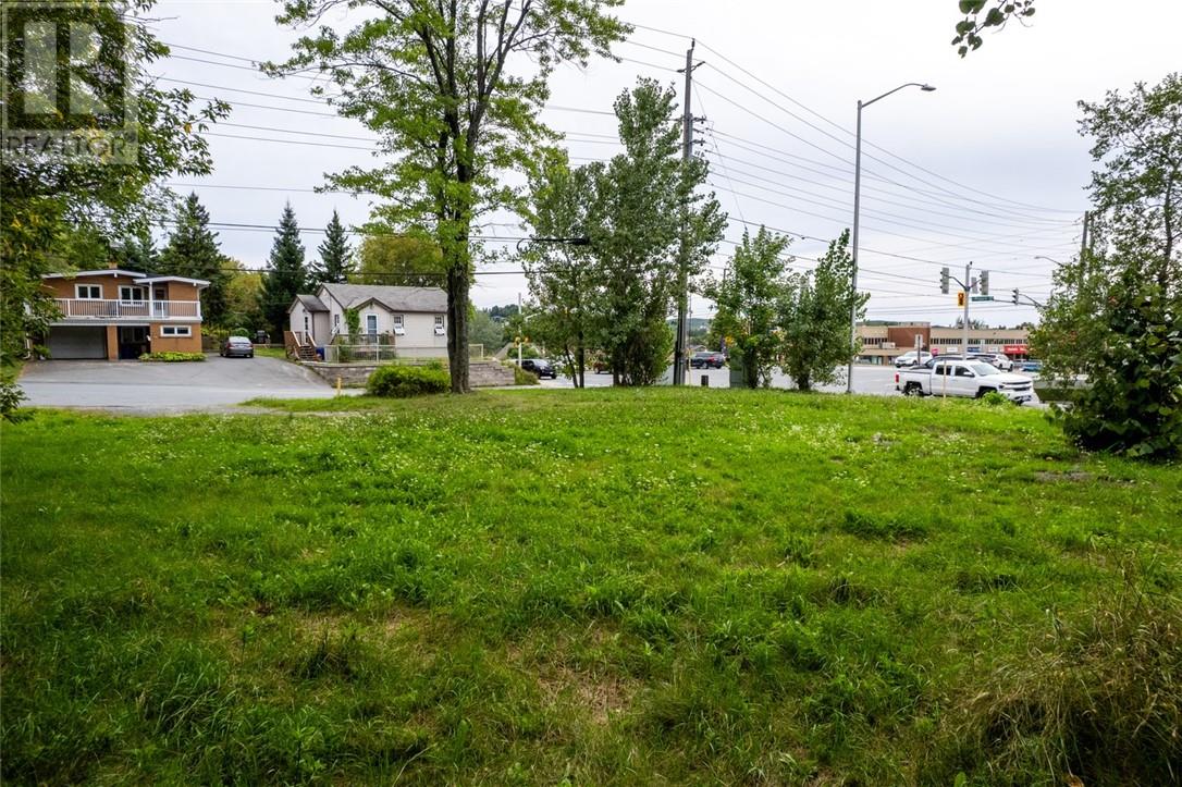 402 Marttila Drive, Sudbury, Ontario  P3E 2K7 - Photo 6 - 2130369