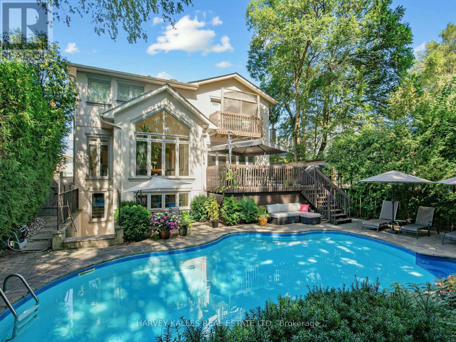 55 Viewmount Avenue, Toronto, Ontario  M6B 1T2 - Photo 42 - C13786194