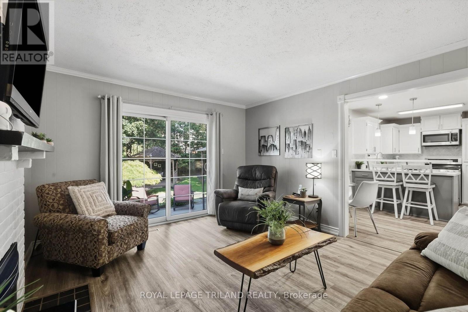 32 Hunter Woods Crescent, London South, Ontario  N6J 2B1 - Photo 20 - X13790678