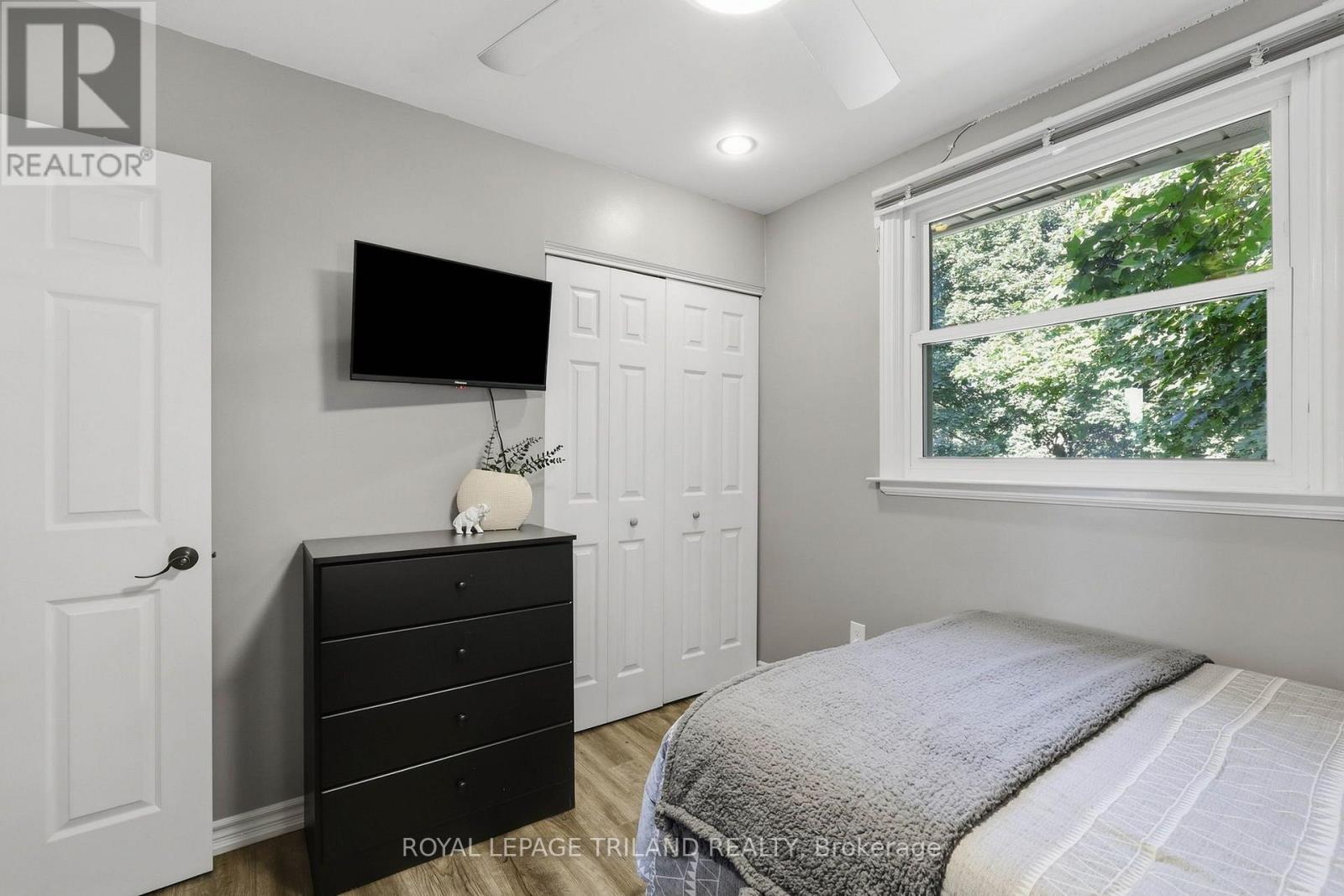 32 Hunter Woods Crescent, London South, Ontario  N6J 2B1 - Photo 29 - X13790678