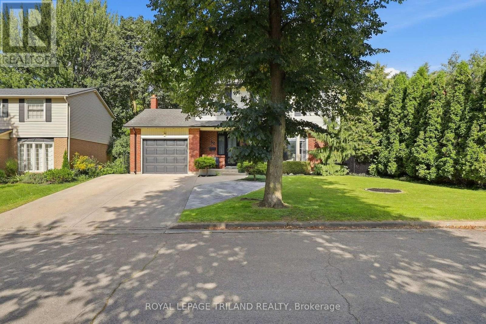 32 Hunter Woods Crescent, London South, Ontario  N6J 2B1 - Photo 4 - X13790678