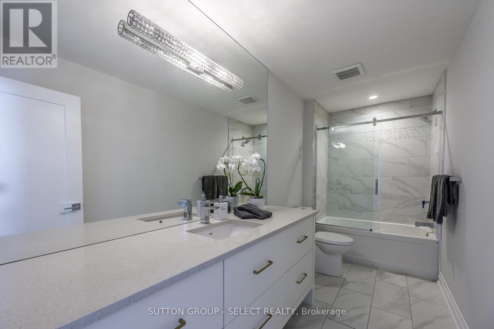 430 Bradwell Chase, London North, Ontario  N6G 0P7 - Photo 34 - X13790722