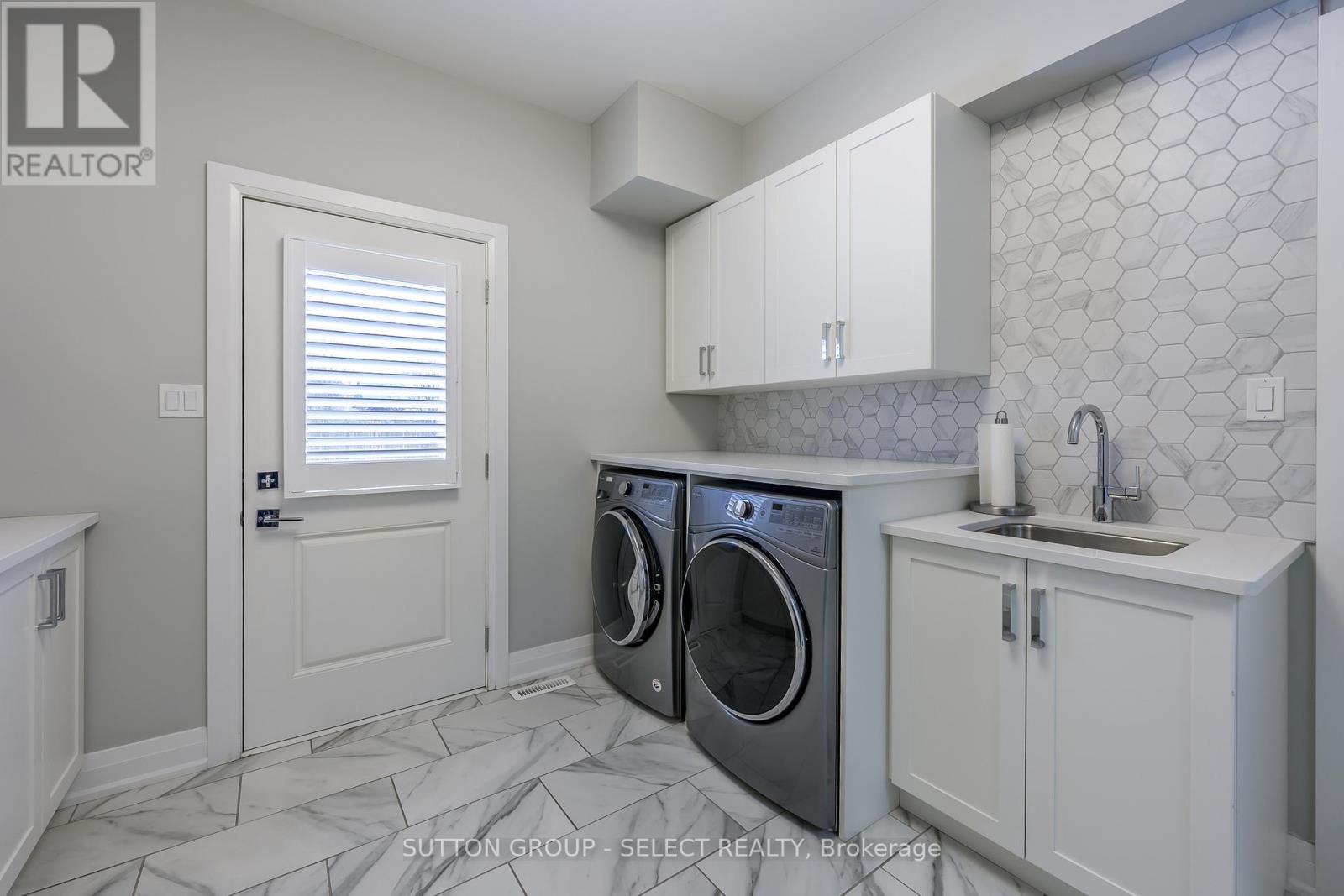 430 Bradwell Chase, London North, Ontario  N6G 0P7 - Photo 43 - X13790722
