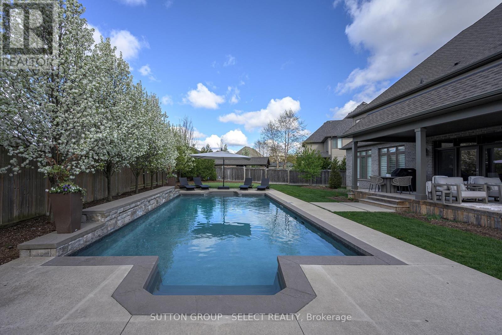 430 Bradwell Chase, London North, Ontario  N6G 0P7 - Photo 9 - X13790722