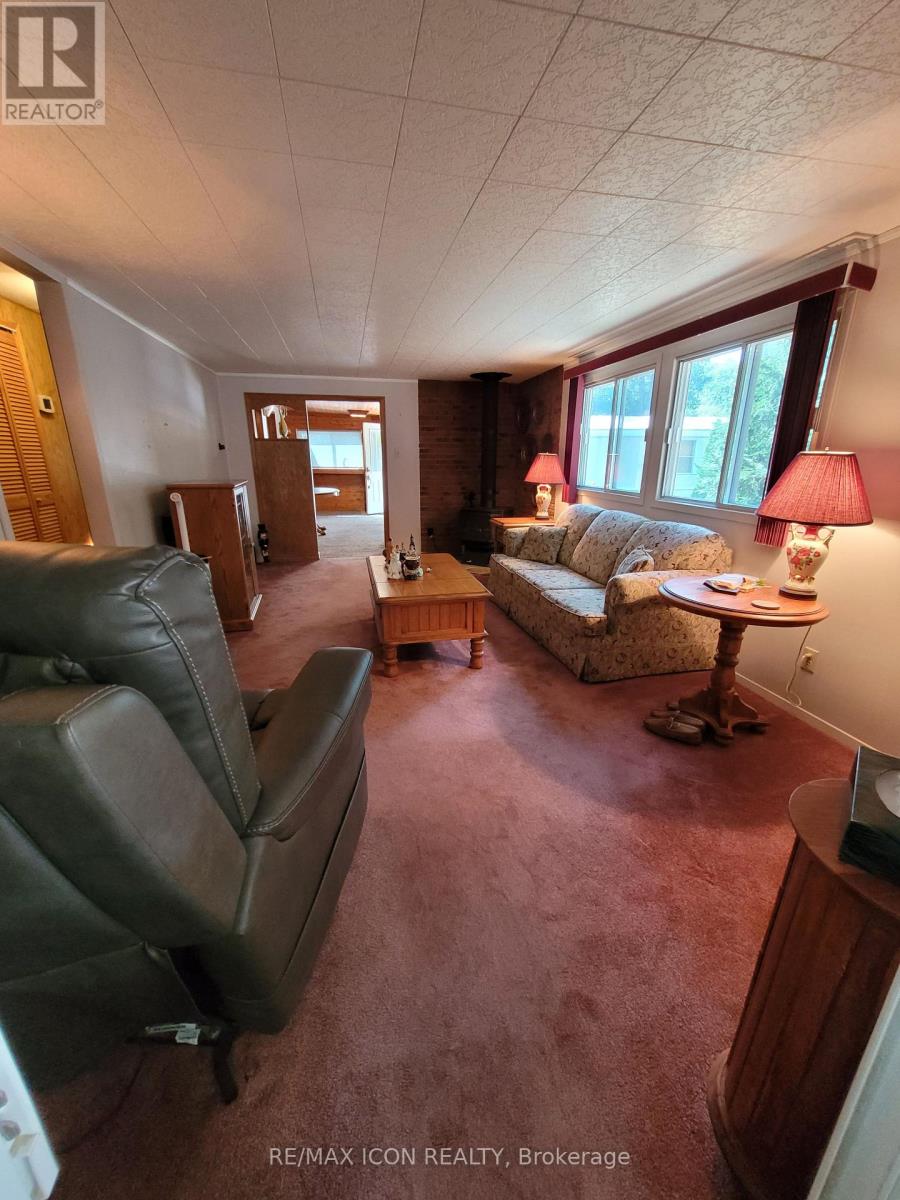 5 - 9839 Lakeshore Road, Lambton Shores, Ontario  N0M 1T0 - Photo 11 - X13790798